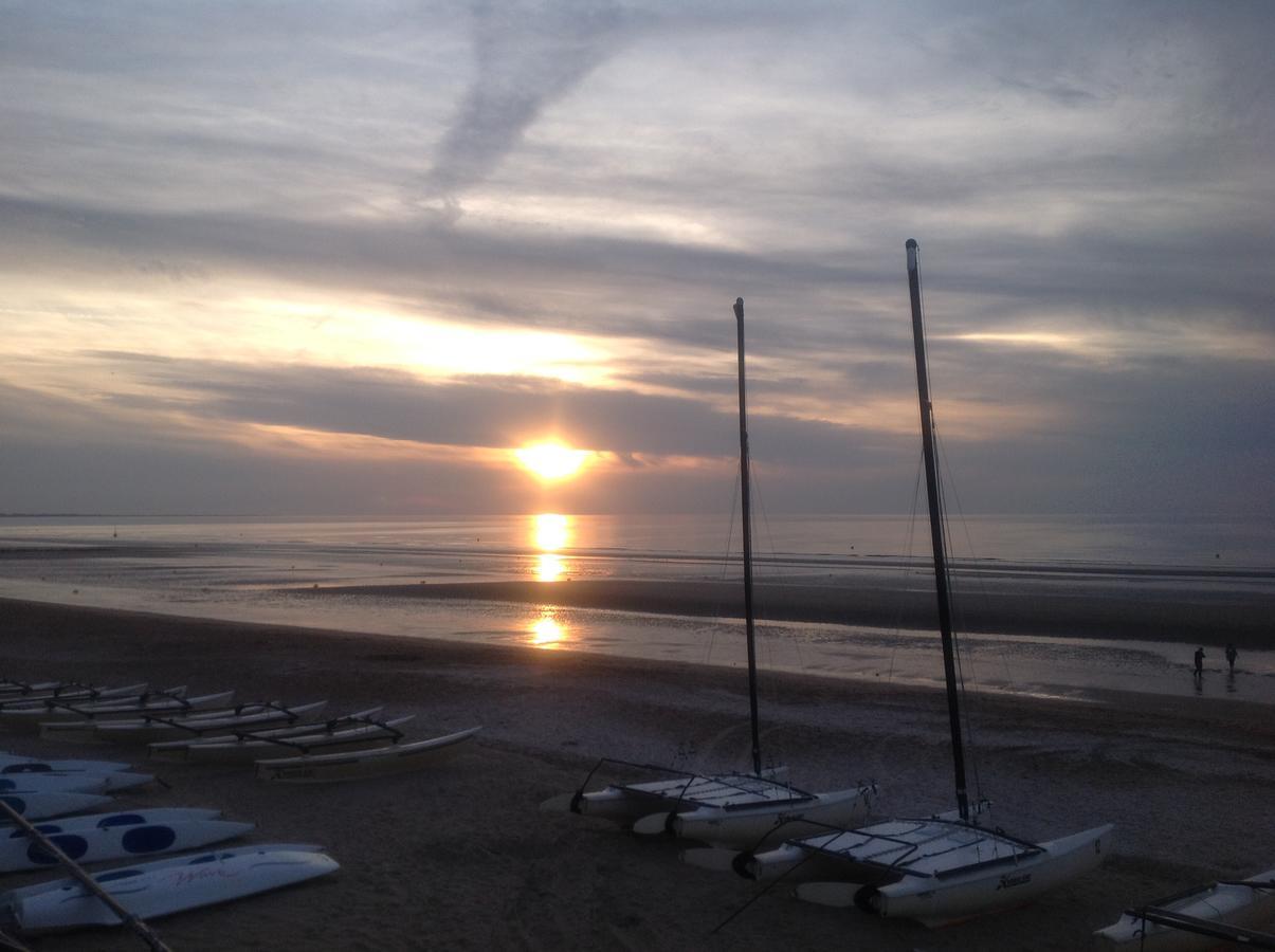 Ibis Budget Cabourg Dives Sur Mer Exterior photo
